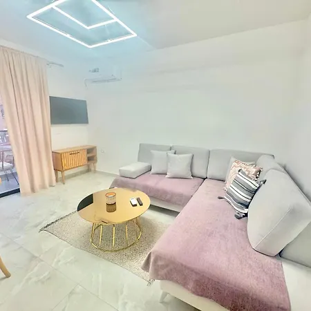 Edit's -city Center & Balcony *